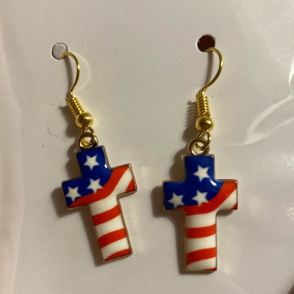 Fourth of July earrings. - Picture 3 of 3